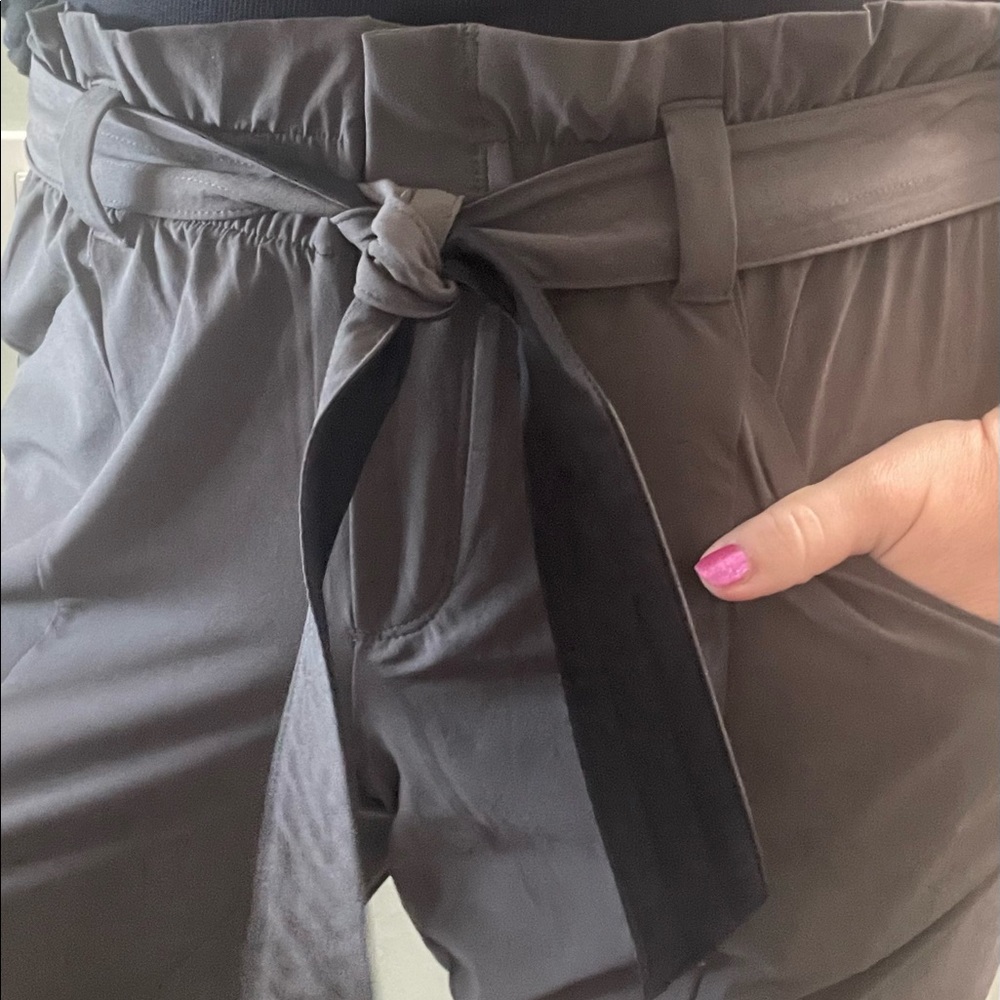 Athleta Pants Women’s Large 10 Pockets Black